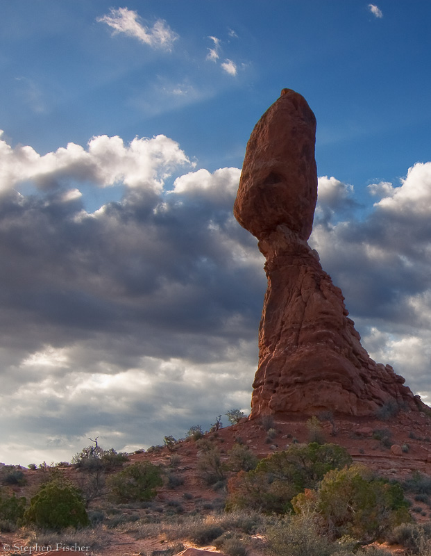 Balanced rock sunrise