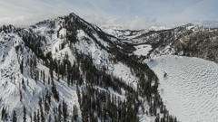 Exploration of the Echo Lakes basin in the winter